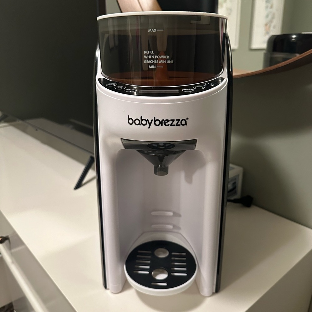 Baby Brezza Formula Pro